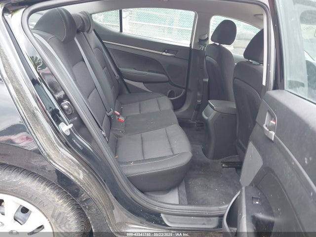 Hyundai ELANTRA SE 2018 5NPD74LF3JH310183 Image 8