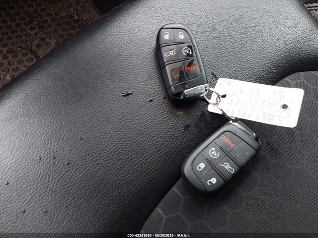 3C4NJDBB0JT185244 Jeep Compass Latitude 4x4