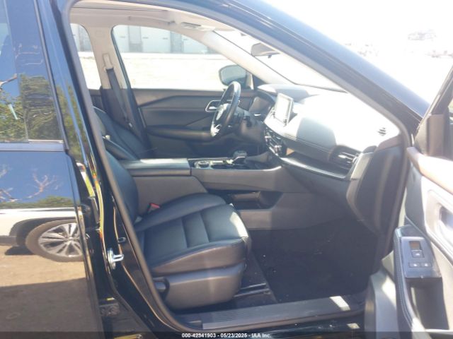 2021 NISSAN ROGUE 5N1AT3BB1MC804531 Photo 4