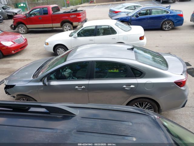 3KPF54AD2PE539659 KIA Forte Gt-line