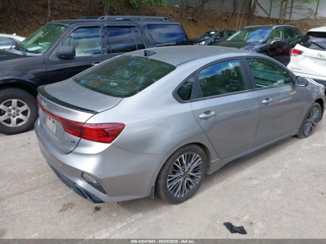 3KPF54AD2PE539659 KIA Forte Gt-line