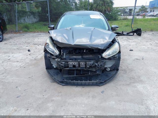 1FADP3K25HL216973 Ford FOCUS SE