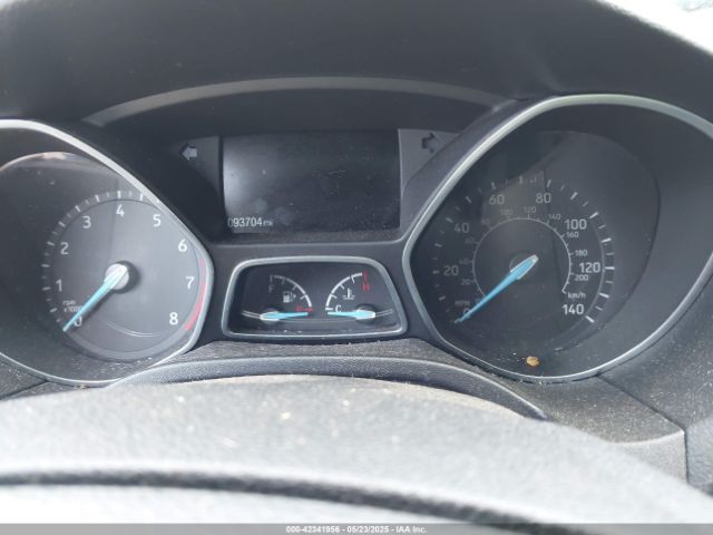 1FADP3K25HL216973 Ford FOCUS SE