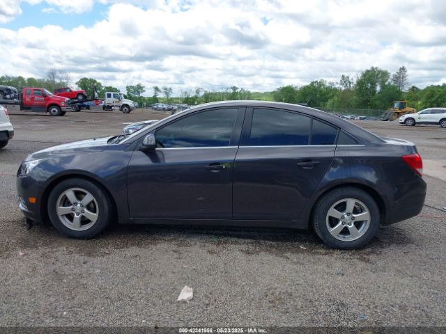 1G1PC5SB1E7239033 Chevrolet Cruze 1lt Auto