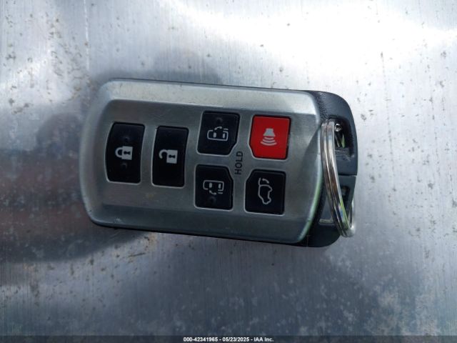 2015 TOYOTA SIENNA 5TDXK3DC2FS559232 Photo 10