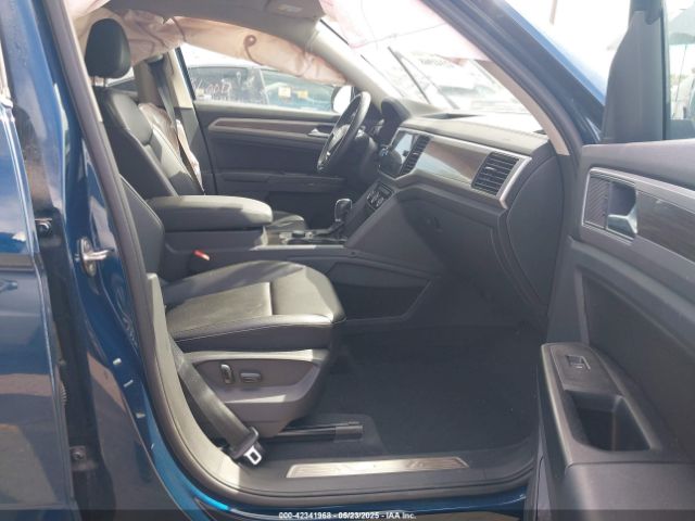 2019 VOLKSWAGEN ATLAS 1V2MR2CA6KC612422 Photo 4