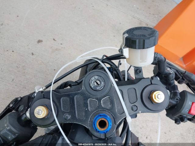 2022 YAMAHA YZFR7 JYARM38E6NA001308 Photo 6