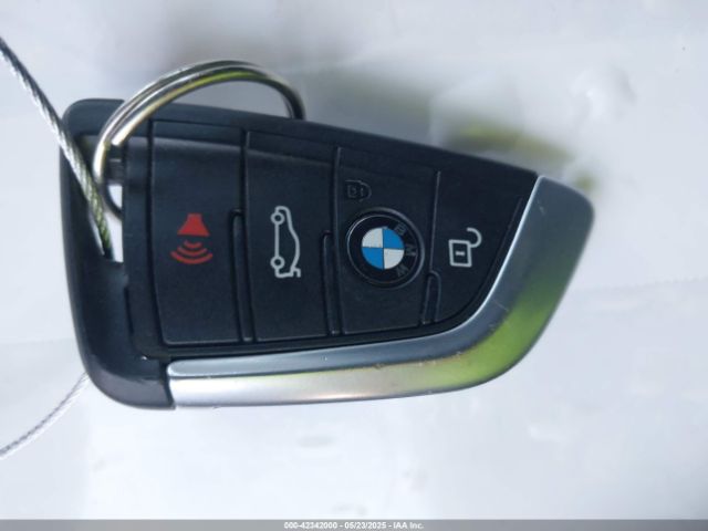 5UXTR9C52KLE13877 BMW X3