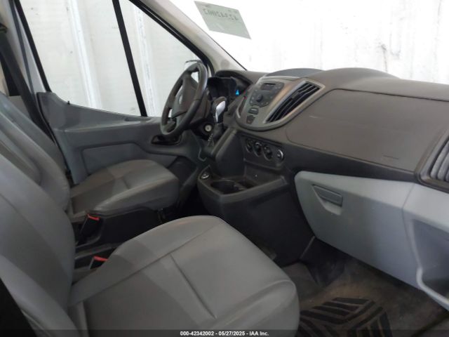 1FTYE1CM1HKA22579 Ford Transit-150