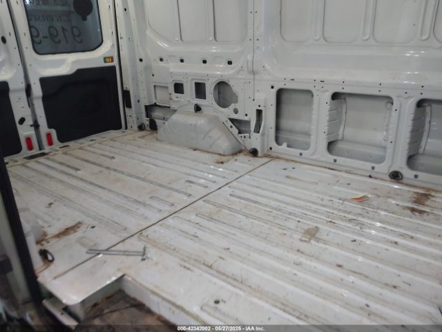 1FTYE1CM1HKA22579 Ford Transit-150