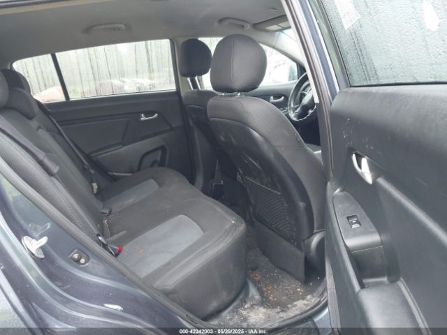 KNDPBCAC3F7716796 KIA Sportage Lx