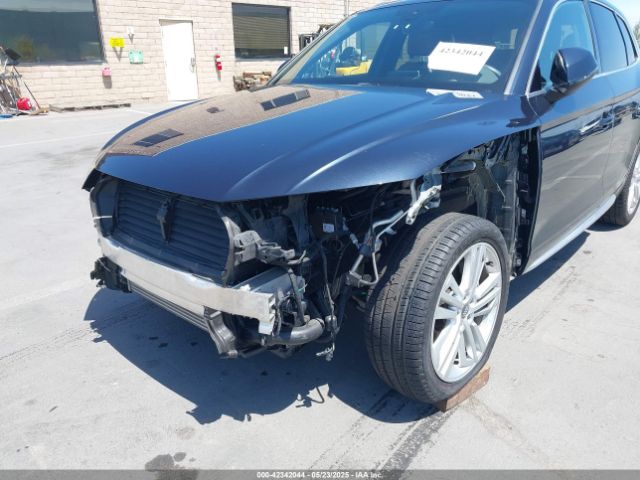 WA1CNAFY1J2199545 Audi Q5 2.0t Premium/2.0t Tech Premium