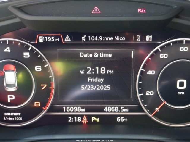 WA1CNAFY1J2199545 Audi Q5 2.0t Premium/2.0t Tech Premium
