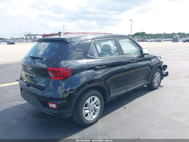 KMHRB8A38NU147767 Hyundai Venue Se