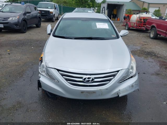 5NPEC4ACXEH902842 Hyundai SONATA SE
