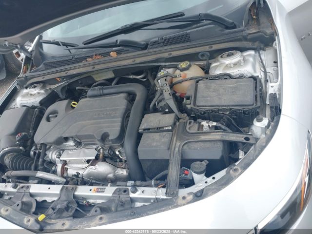 1G1ZD5ST5NF148240 Chevrolet Malibu Fwd Lt