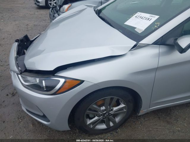 5NPD84LFXJH334705 Hyundai ELANTRA SEL