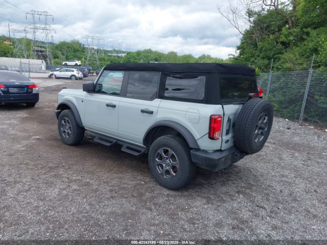 2023 FORD BRONCO 1FMEE5BP2PLB15668 Photo 2