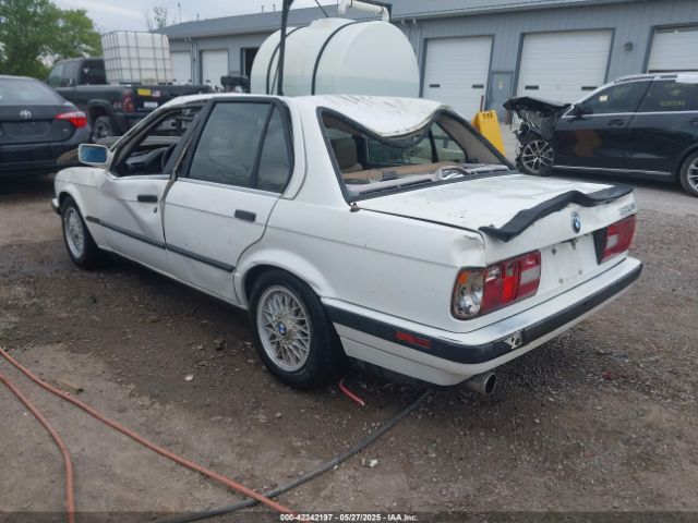1991 BMW 318 WBAAJ9311MEJ04352 Photo 2