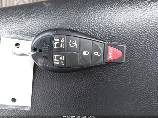 Chrysler 2015 2015 2C4RC1BG9FR589076 Image 11