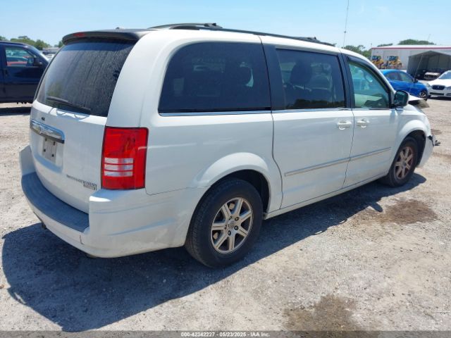 2009 CHRYSLER TOWN & COUNTRY 2A8HR541X9R584881 Photo 3