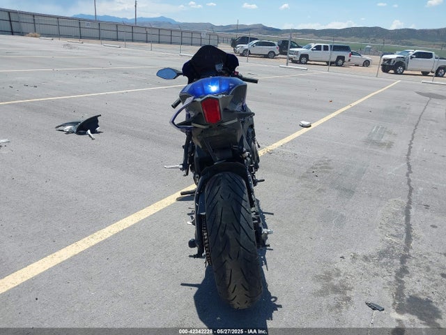 Продажа на аукционе авто 2019 Yamaha Yzfr1, vin: JYARN39EXKA004588, номер лота: 42342228