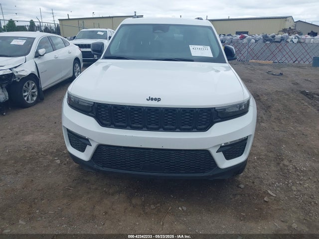 1C4RJHBG8PC518881 Jeep Grand Cherokee Limited 4x4