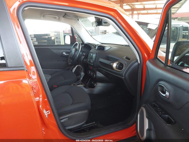 ZACCJABT9FPB39683 Jeep Renegade