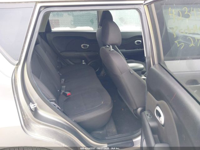 KNDJN2A29H7439010 KIA Soul