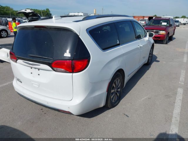 2020 CHRYSLER PACIFICA 2C4RC1EG5LR102298 Photo 3