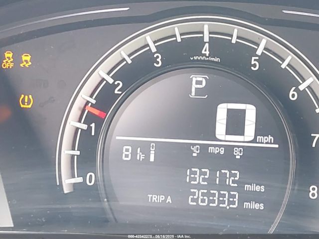 2HKRW6H38JH201219 Honda CR-V LX