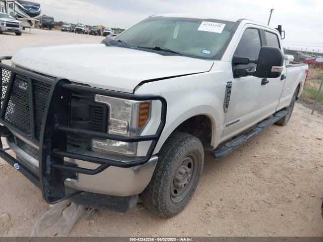 1FT7W2BT5KED15950 Ford F-250 Xl