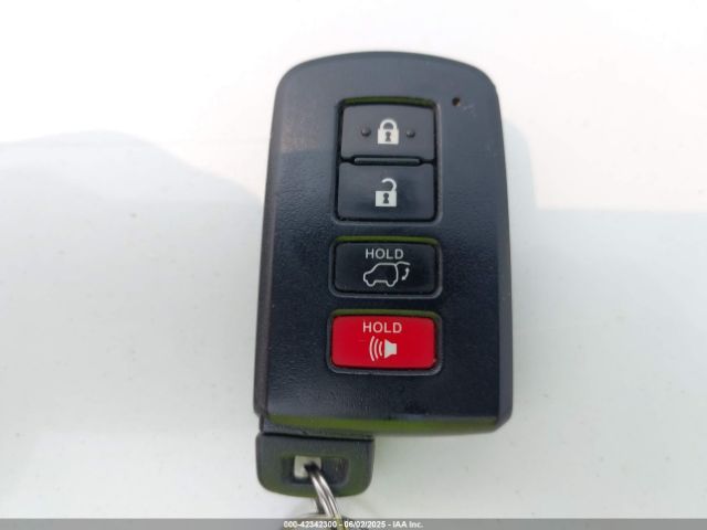 2017 TOYOTA RAV4 HYBRID JTMDJREV3HD121097 Photo 10