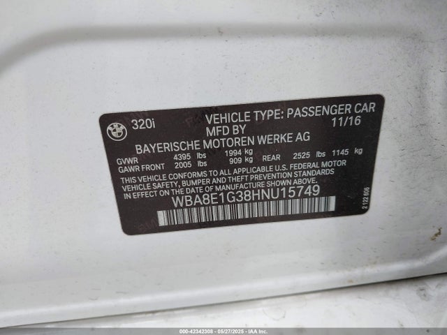 WBA8E1G38HNU15749 BMW 320i