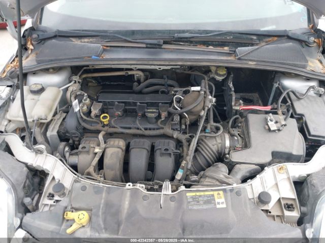 1FADP3F2XEL145047 Ford FOCUS SE