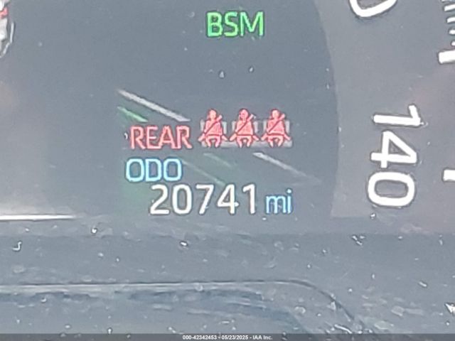 2T3A1RFV4RW411404 Toyota Rav4 Xle Premium