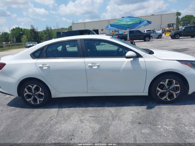 3KPF24ADXLE199230 KIA Forte Lxs