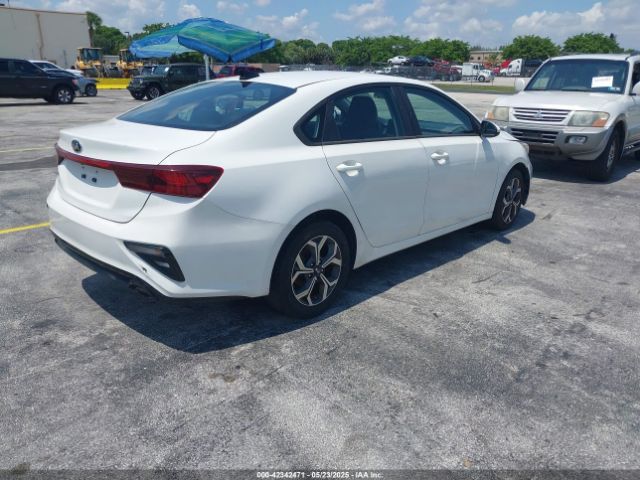 3KPF24ADXLE199230 KIA Forte Lxs