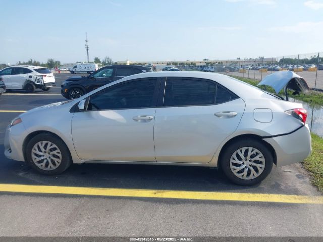 2T1BURHE1JC049409 Toyota COROLLA LE