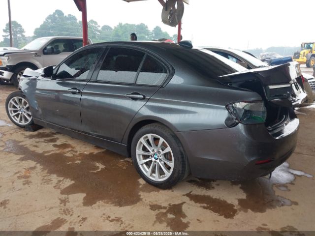 WBA8A9C54GK617747 BMW 320i