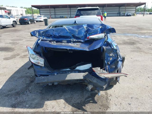 5NPDH4AE3GH778561 Hyundai ELANTRA SE
