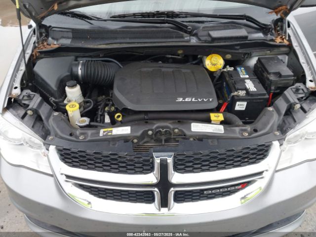 2C4RDGCG7GR381228 Dodge Grand Caravan Sxt