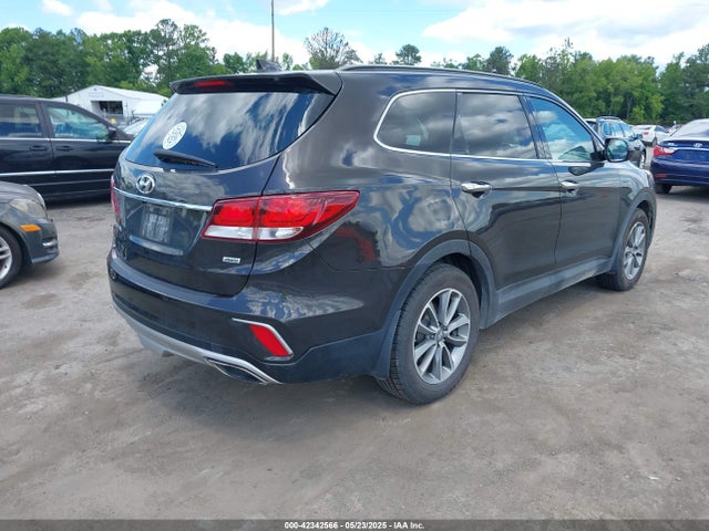 KM8SMDHF9JU268192 Hyundai Santa Fe Se