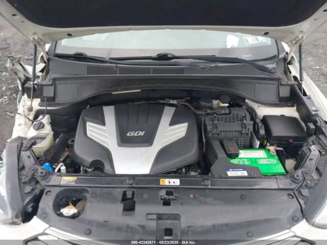 KM8SMDHF2GU151580 Hyundai Santa Fe Se