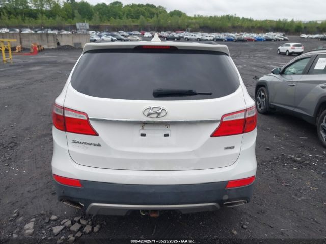 KM8SMDHF2GU151580 Hyundai Santa Fe Se