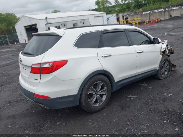 KM8SMDHF2GU151580 Hyundai Santa Fe Se