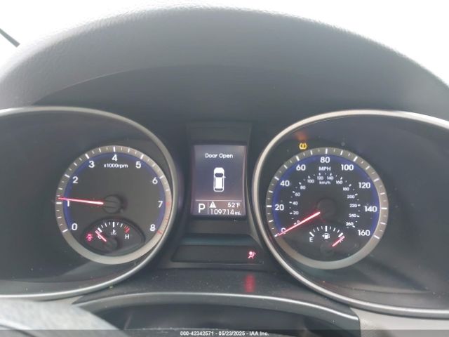 KM8SMDHF2GU151580 Hyundai Santa Fe Se