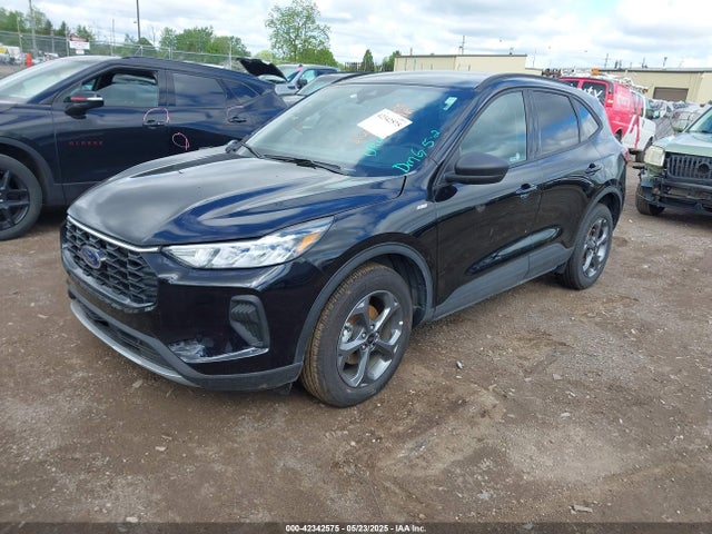 1FMCU9MNXSUA63061 Ford Escape St-line