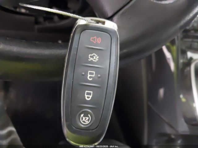 1FMCU9J95EUA18704 Ford Escape Titanium