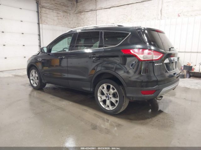1FMCU9J95EUA18704 Ford Escape Titanium
